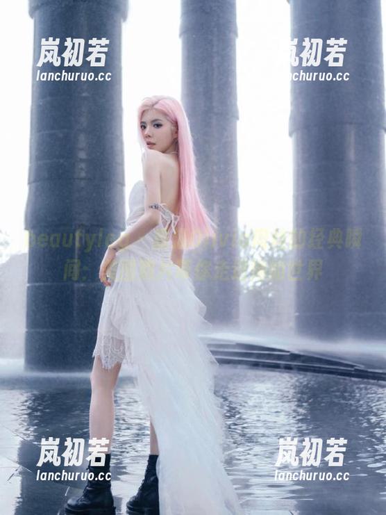 beautyleg-Olivia beautyleg - 重温Olivia肉丝的经典瞬间:美图照片带你走进她的世界