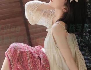 beautyleg – 最新PinQ丝袜写真分享，感受她在镜头下的无限魅力与风情！