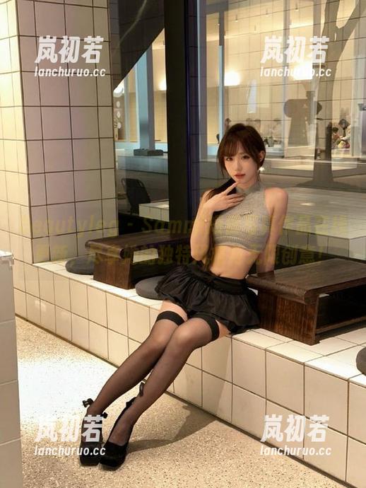 beautyleg - Sammi短裤写真作品在线更新，尽享她的独特风格与无限创意！