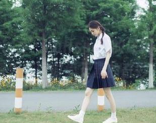 beautyleg – YuHsuan的最新毛衣作品，探索不同时尚元素的奇妙碰撞
