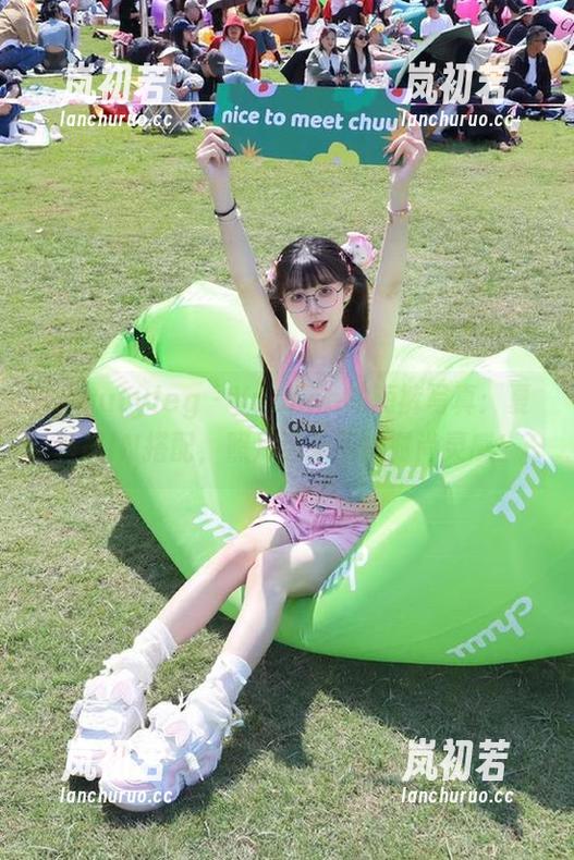 beautyleg-Yvonne beautyleg - Yvonne的短裤写真:夏季最IN搭配,照片记录下的时尚灵感!