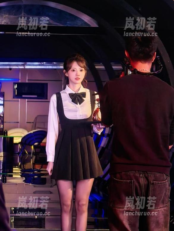 pans-安安 pans - 解锁安安的吊带魅力:值得收藏的10款精选图包分享