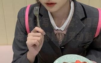 pans – 紫萱修女写真大赏：网盘独家内容，带你领略她的灵动魅力
