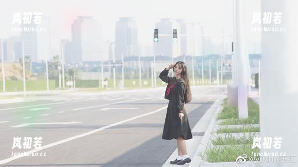 yuuhui玉汇 感受yuuhui玉汇的动人美腿魅力:潮流美图与精美套图双重享受