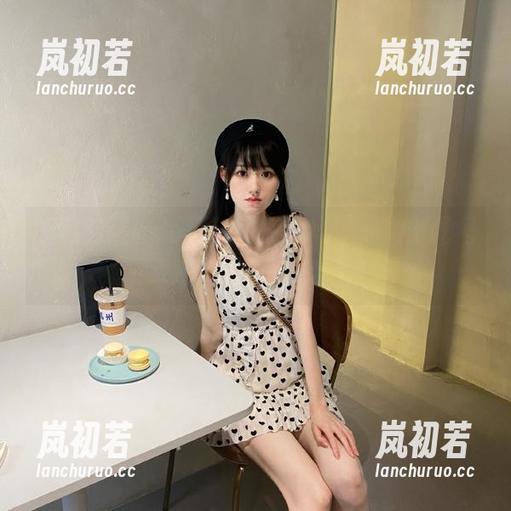 三刀刀miido最新图册登场，畅游于⑥号本黑贞德的艺术世界