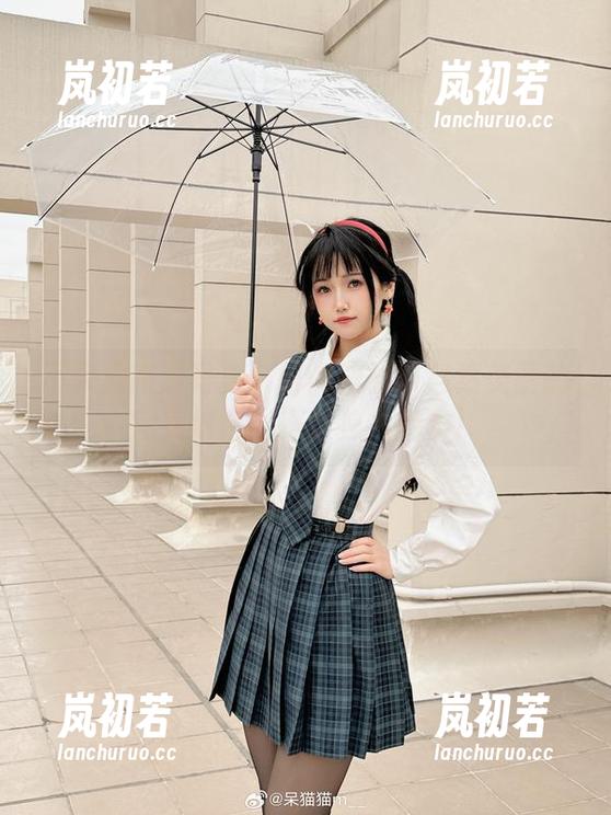 不呆猫 不呆猫高清写真:时尚眼镜与自然美丽的完美结合,探索独特魅力!