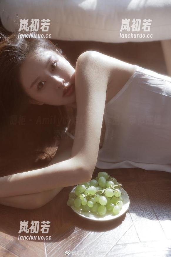 丽柜-Amily 丽柜 - Amily的婚纱私拍作品,带你感悟爱的仪式与美丽!
