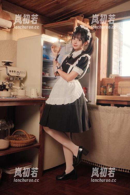 丽柜-子晴 丽柜 - 精美私拍女孩写真,子晴资源分享,一起探索她的魅力!