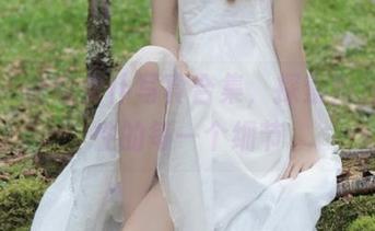 丽柜 – 悠悠女仆写真合集，探索她独特个性的每一个细节