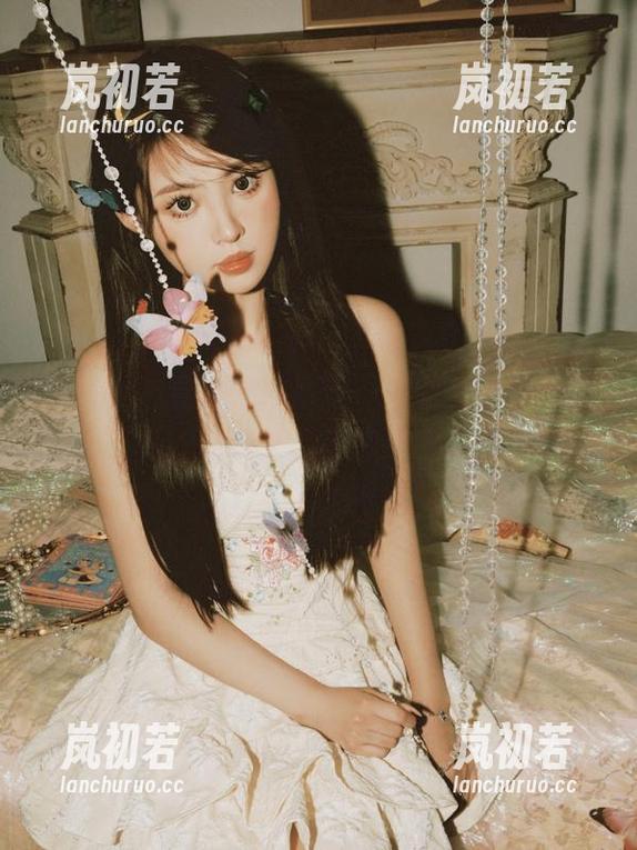 丽柜-白云 丽柜 - 追寻白云的踪迹,定制你的白色写真,专属作品等你来解锁!