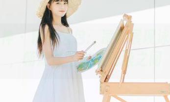 克拉女神 – 精选图包：凌雪展现泳衣风采，畅游在阳光与海浪之间