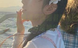 克拉女神 – 解锁瑞莎高跟鞋的秘密：原图和精选带你领略她的魅力！