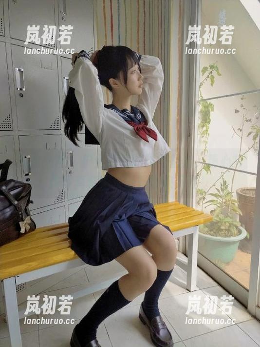 克拉女神-薇薇 克拉女神 - 护士薇薇的甜美魅力,精心制作写真套图资源等你来下载!
