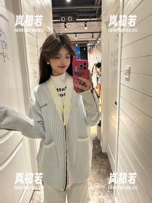克拉女神-颖儿 克拉女神 - 溶入水中的美:颖儿浴室高清写真图册邀你共赏