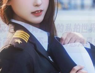 探索兔玩映画蕾姆护士的私拍世界，高清图片带你领略不一样的魅力风情！