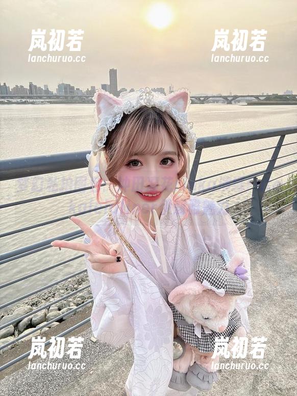 冲田凛花rinka 梦幻私拍图包:冲田凛花rinka演绎Fatekaleidliner伊莉雅魅力