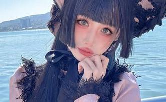 冲田凛花rinka的双马尾图集更新，展现我不羁的少女心与自嘲的幽默感！