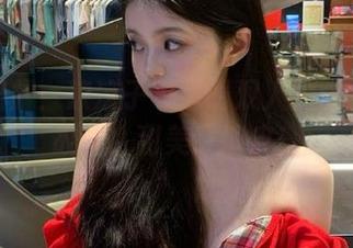 美图闪耀：凉凉子与透明双人护士的私拍故事，甜美又俏皮！