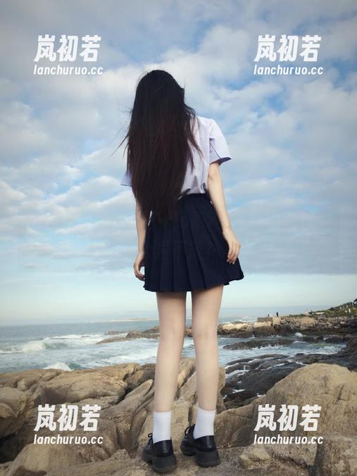 凉凉子rioko 牛仔裤下的凉凉子rioko,福利图包让你欲罢不能!