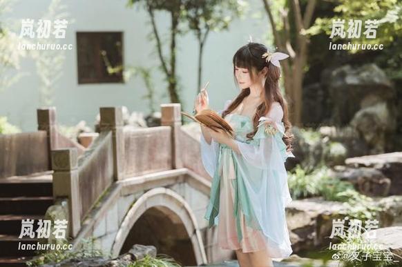 在线探索叉子宝宝的高清视觉盛宴，杨玉环瞬间俘获你的心！