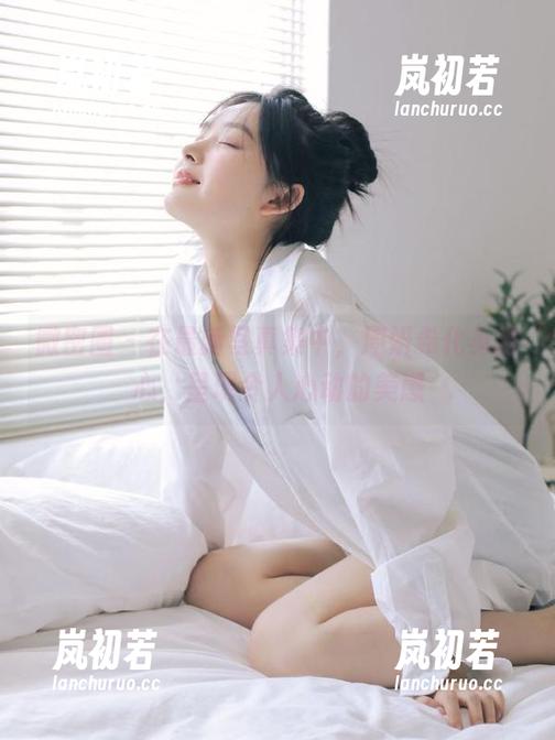 周妍希 微密圈 - 在最新写真集中,周妍希化身甜心,呈现令人心动的美感