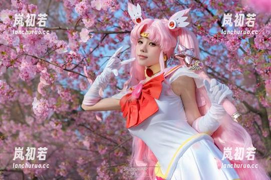 咬人小小兔 你绝对想不到的“咬人小小兔”夏天写真套图合集,快来围观!