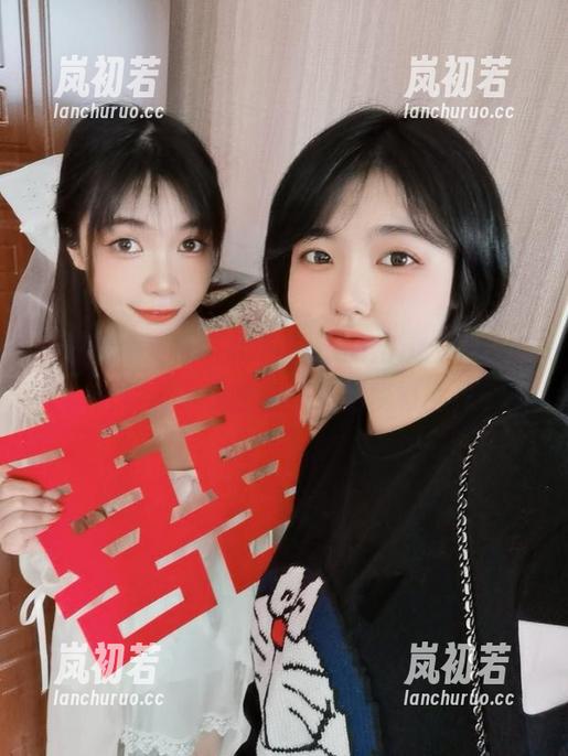 啊日日_Ganlory 最新图集更新!啊日日_Ganlory带你走进碧蓝航线迷糊女仆的梦幻世界