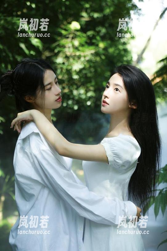 嗲囡囡-娜依灵儿 嗲囡囡 - 娜依灵儿兔女郎风格写真套图合集,尽显迷人魅力与优雅气质