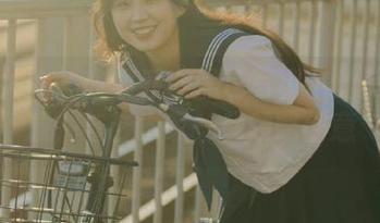 头条女神 – 收集乔安黑色写真中的美图资源，与艺术家一起领略创意