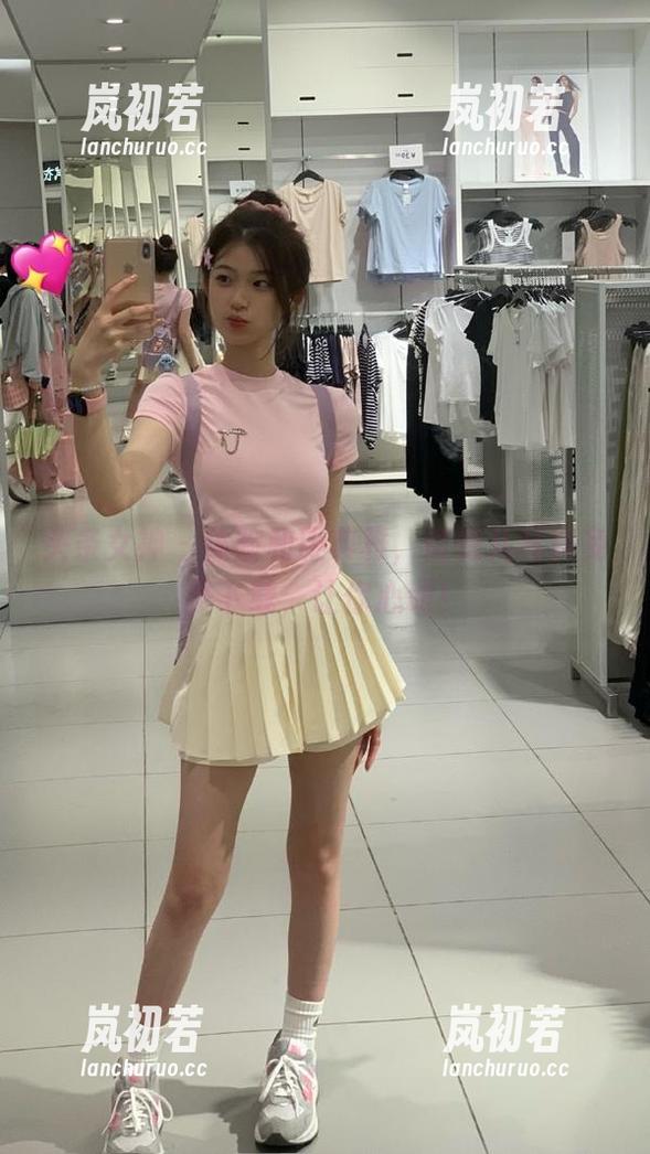 头条女神-信悦儿 头条女神 - 体验和服典雅,信悦儿写真免费下载,让你心动!