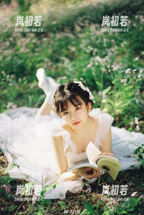 头条女神 - 全网最全小热巴双人写真合集，网盘资源一次性满足！