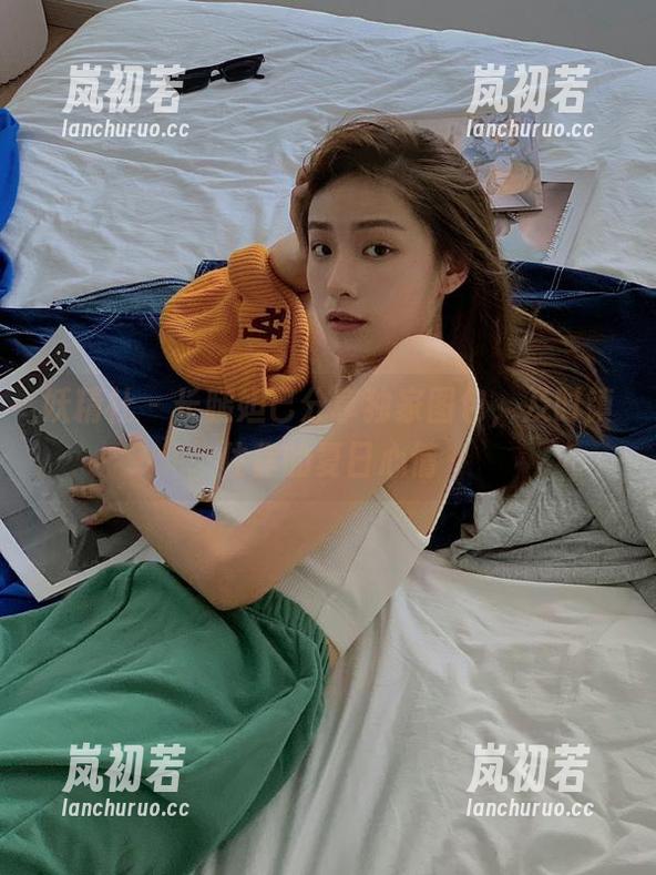 妖精社-妲己 妖精社 - 长腿妲己分享独家图包,及时镇住你的夏日心情