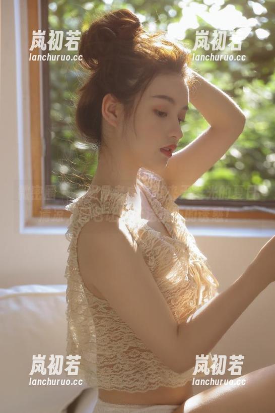 微密圈 - “妮是老虎”带来无圣光的夏日清凉，图包让你无法抗拒的诱惑！