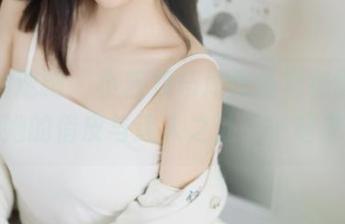 学妹加速跑 – 小艺双马尾作品福利图片，探索她的俏皮与迷人之处，一起来看看
