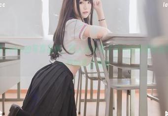 体验宅夏yoko的写真福利，四人彼女电子档中的绝美瞬间带给你不一样的夏日感觉