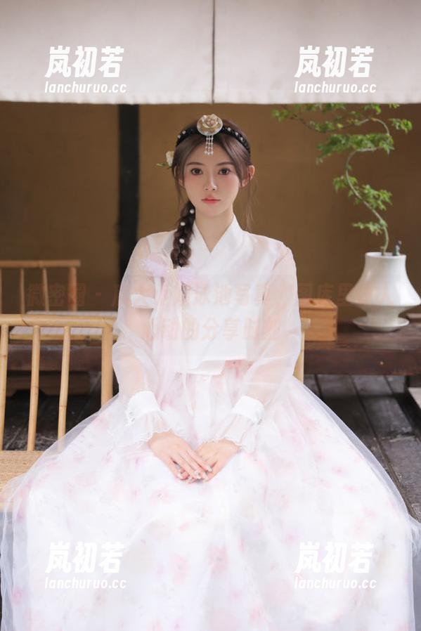 宸大小姐 微密圈 - 宸大小姐泳池写真,图库里令人心动的分享时刻