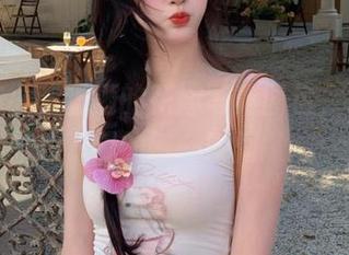 迷醉在小和甜酒的花嫁写真图包，感受浪漫的每一瞬间