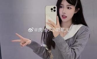 小小奶瓶儿带来的连衣裙作品和资源，完美演绎了优雅与个性的结合！