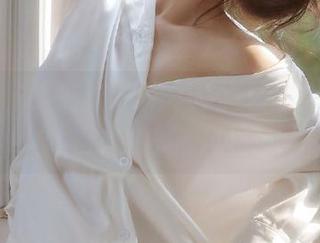 微密圈 – 小猫咪ck奶牛写真精选，带你体验别样的美图风格！