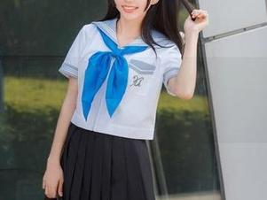 小瑶幺幺带你进入心海，欣赏她的精彩cos照片集