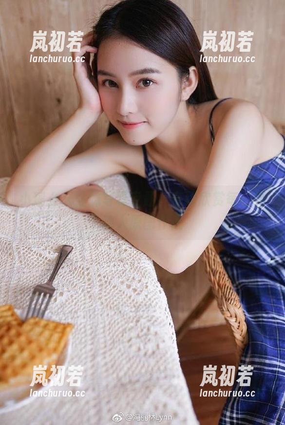 小瑶幺幺 小瑶幺幺妹妹写真专题,在线欣赏每一幅动人原图作品
