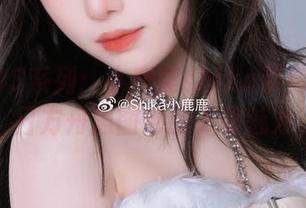 潮流COS系列：小鹿鹿shika带你领略明日方舟黑图包的无限魅力
