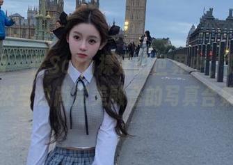 尤果网 – 在Sara裸足的世界中，探索自然与时尚完美融合的写真合集