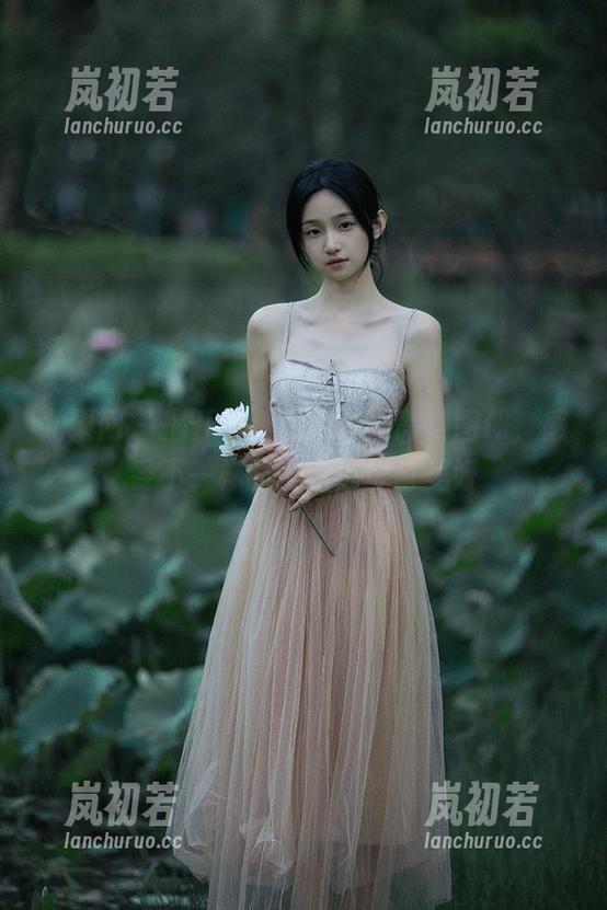 尤果网 - 揭开小潘鼠的居家高清图册，感受不一样的生活态度与美好
