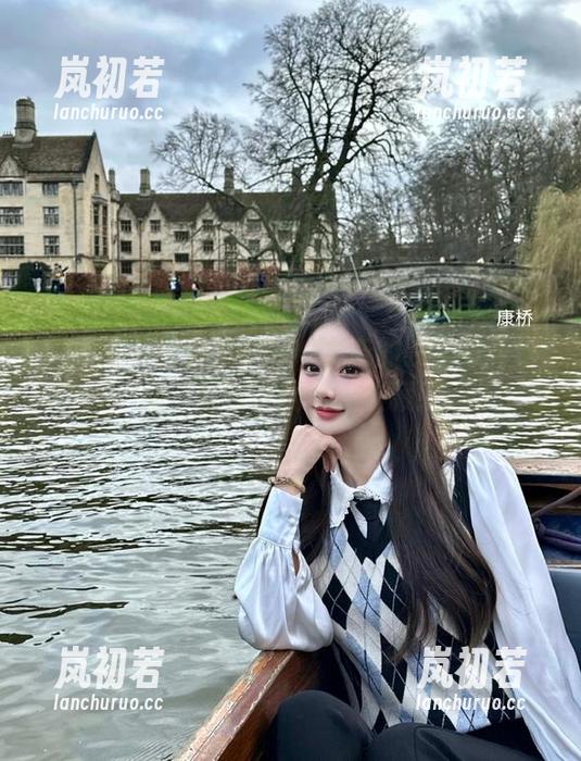 尤果网-毛COCO 尤果网 - 解锁毛COCO女友的独特写真作品,轻松下载进行收藏!