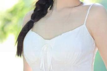 尤果网 – 精选韩恩美美脚写真合集：光影交错中的极致优雅与诱惑