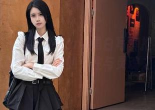尤蜜荟 – 娜露Selena黑白写真推荐：原图与你分享她的个性与灵魂之舞