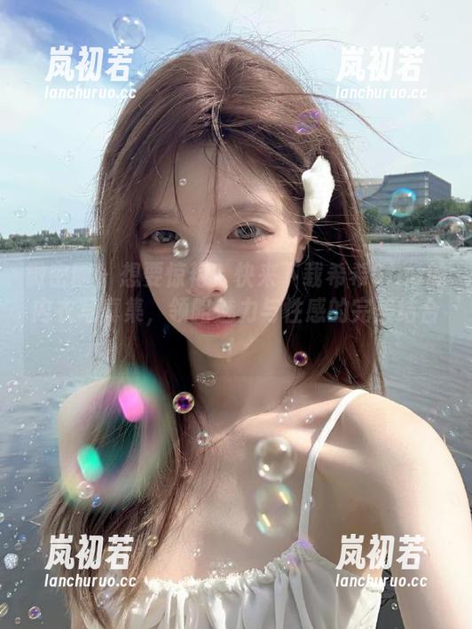 希希Gina 微密圈 - 想要惊艳?快来下载希希Gina的内衣写真集,领略魅力与性感的完美结合!