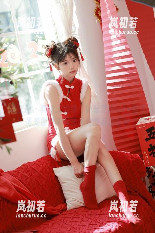 微密圈 - 真实无滤镜：徐莉芝Booty的无圣光原图与闷骚男友的浪漫时刻
