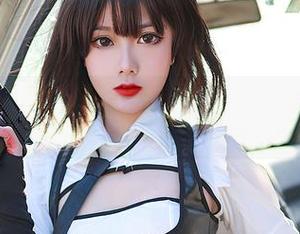 随“您的蛋蛋”一起感受“双马尾”的写真魔力，轻松撩动你的心弦！